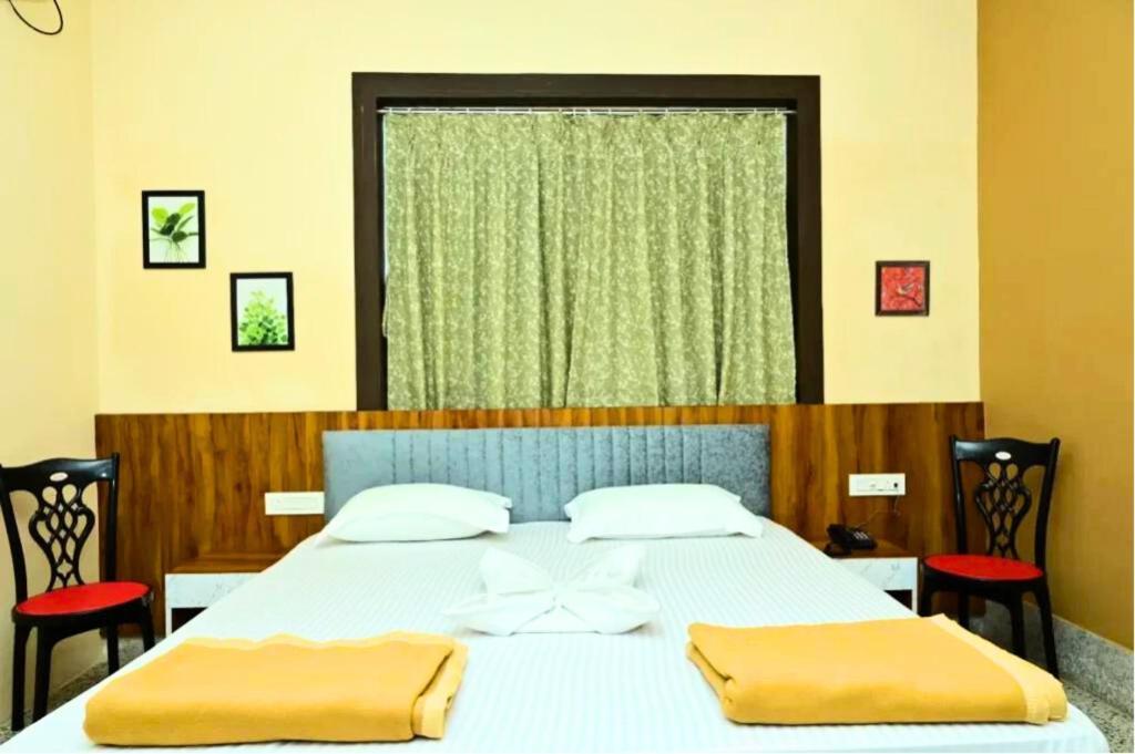 Chanduka Palace Пури Екстериор снимка