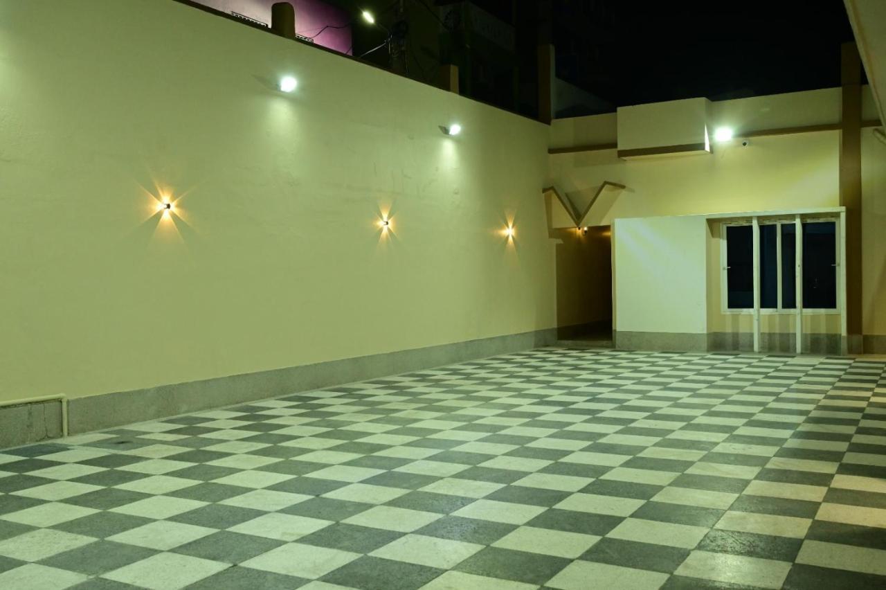 Chanduka Palace Пури Екстериор снимка
